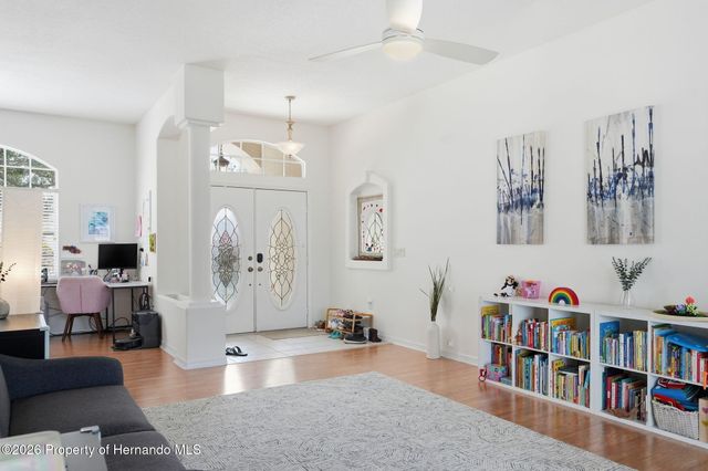 14135 Cornewall Lane, Spring Hill, FL 34609