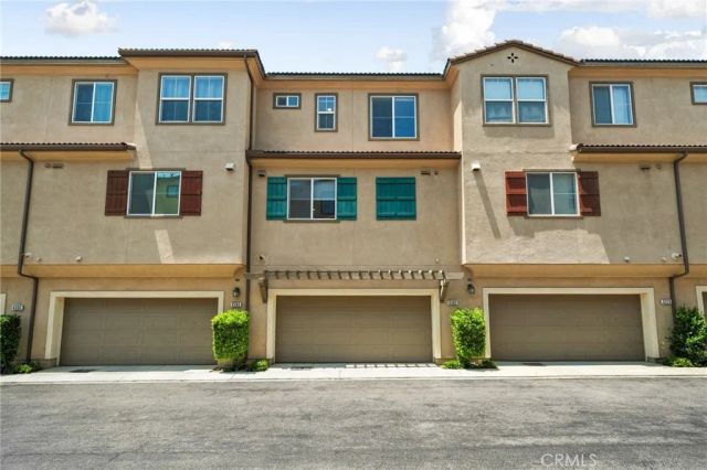 6382 Aquila Way, Eastvale, CA 91752