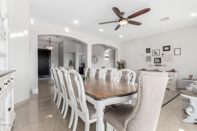 10625 W HARMONY Lane, Peoria, AZ 85382