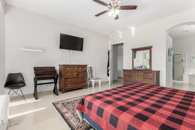 10625 W HARMONY Lane, Peoria, AZ 85382