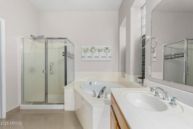 10625 W HARMONY Lane, Peoria, AZ 85382