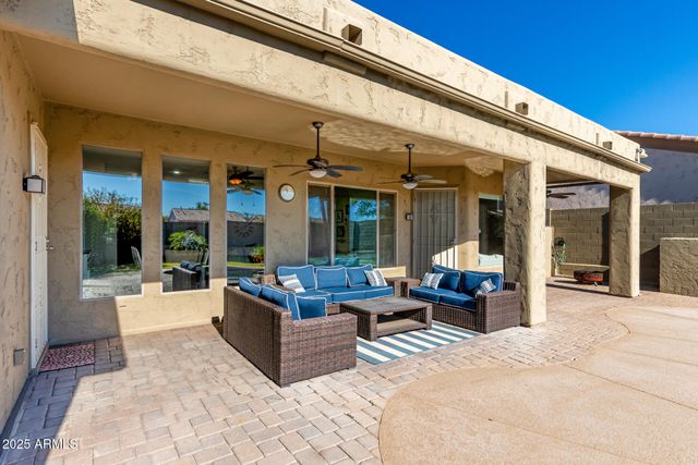 10625 W HARMONY Lane, Peoria, AZ 85382