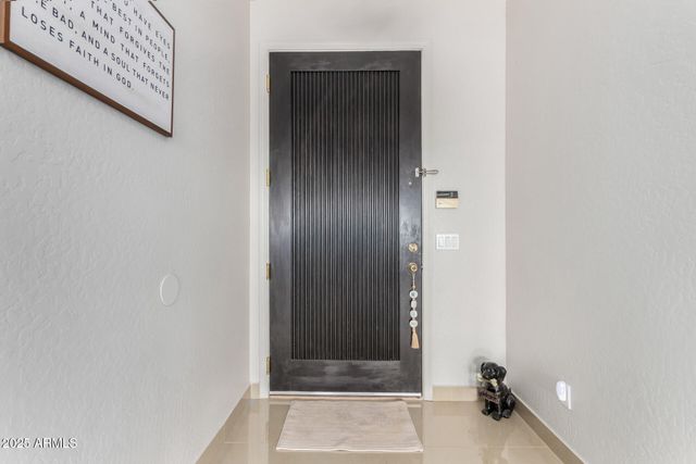 10625 W HARMONY Lane, Peoria, AZ 85382