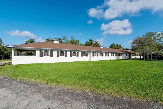5656 South Shore Boulevard, Wellington, FL 33449