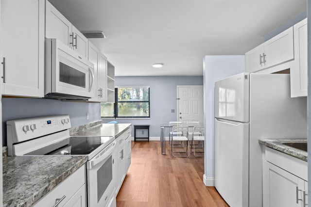 5656 South Shore Boulevard, Wellington, FL 33449