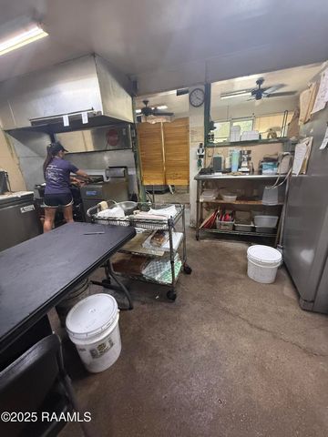 910 & 908 Tate Cove Road, Ville Platte, LA 70586