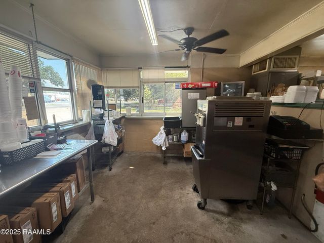 910 & 908 Tate Cove Road, Ville Platte, LA 70586