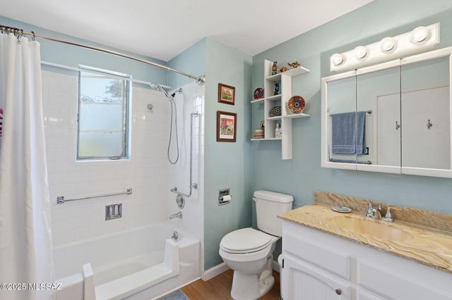 337 S Paseo Cerro A, Green Valley, AZ 85614