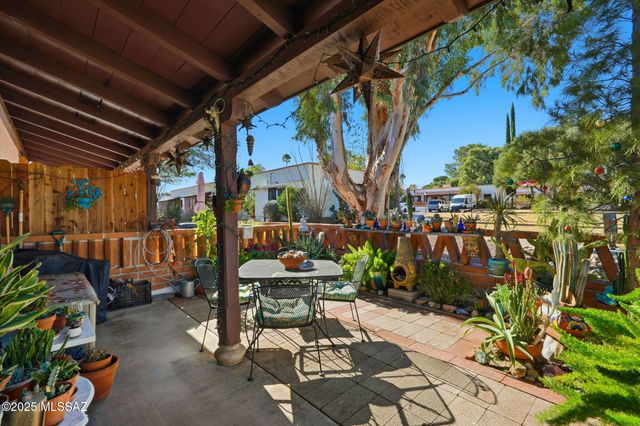 337 S Paseo Cerro A, Green Valley, AZ 85614