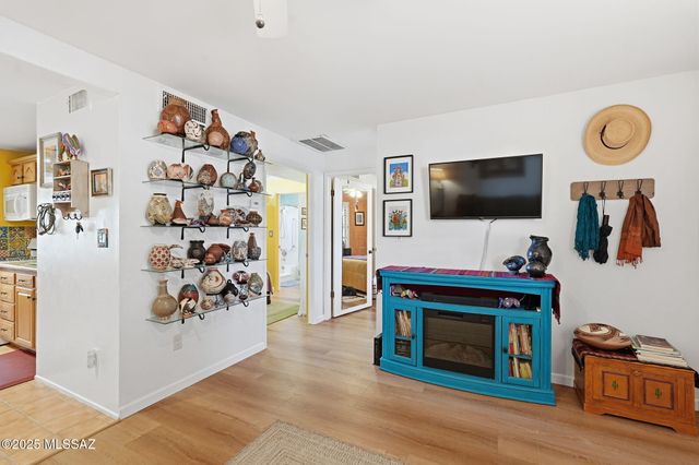 337 S Paseo Cerro A, Green Valley, AZ 85614