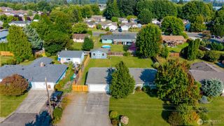 1206 S Walnut St, Burlington, WA 98233