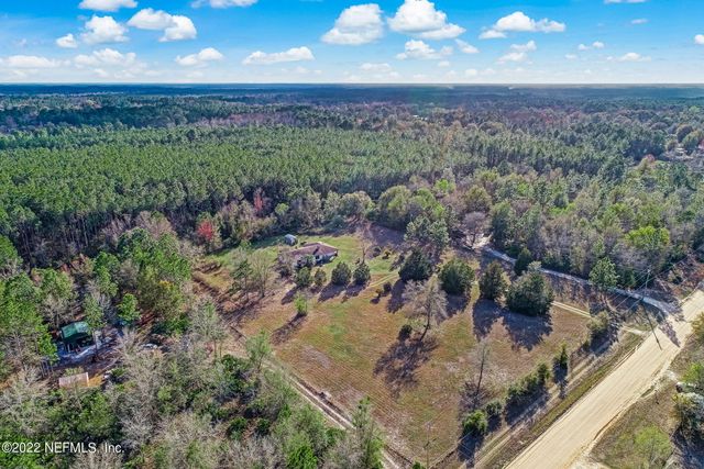 5665 MAVERICK, Middleburg, FL 32068