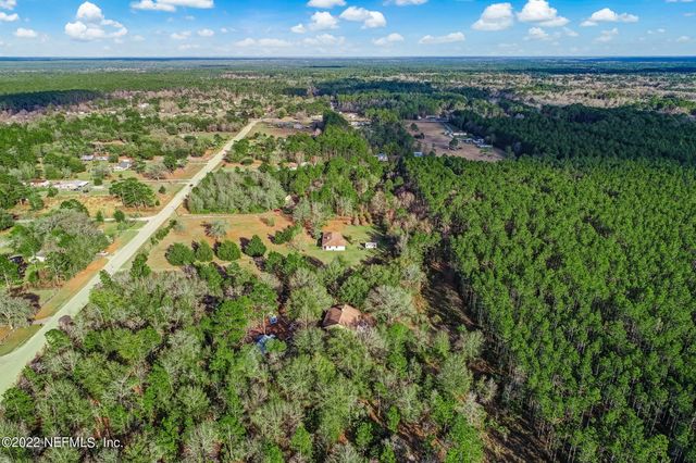 5665 MAVERICK, Middleburg, FL 32068