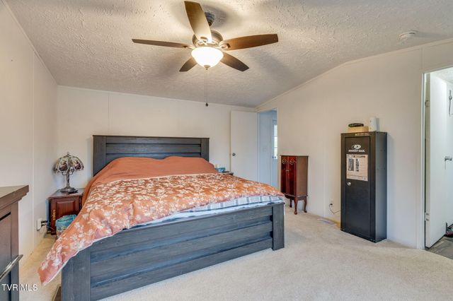 404 Amis Chapel Road Road, Surgoinsville, TN 37873