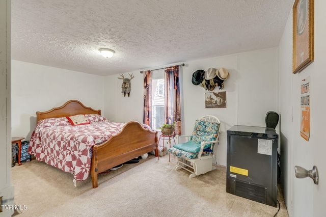 404 Amis Chapel Road Road, Surgoinsville, TN 37873