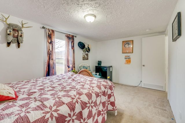 404 Amis Chapel Road Road, Surgoinsville, TN 37873