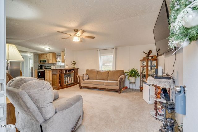 404 Amis Chapel Road Road, Surgoinsville, TN 37873