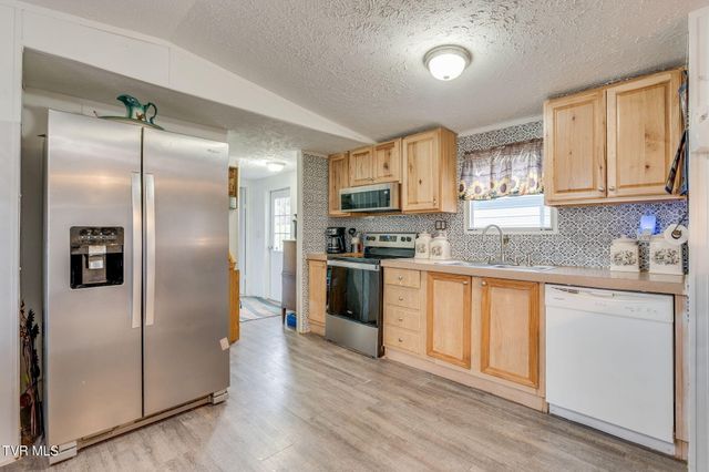 404 Amis Chapel Road Road, Surgoinsville, TN 37873