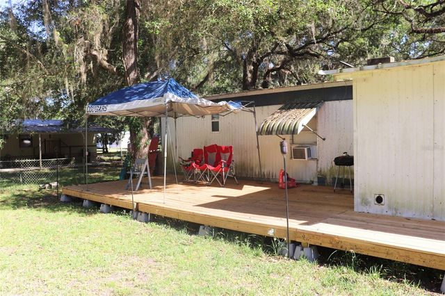 2466 CR 401A, Lake Panasoffkee, FL 33538