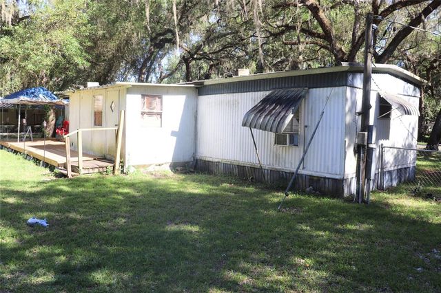 2466 CR 401A, Lake Panasoffkee, FL 33538