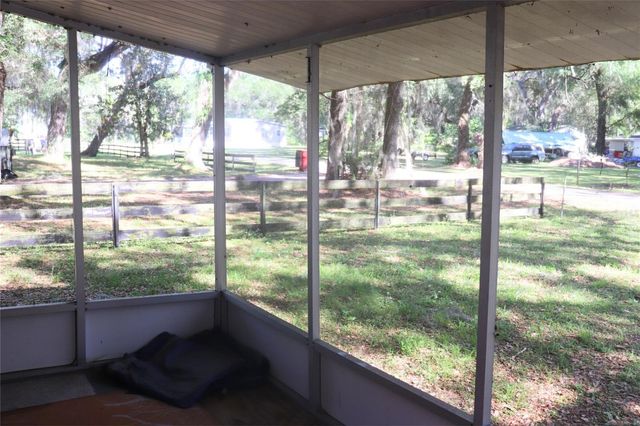 2466 CR 401A, Lake Panasoffkee, FL 33538