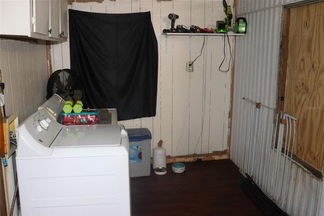 2466 CR 401A, Lake Panasoffkee, FL 33538