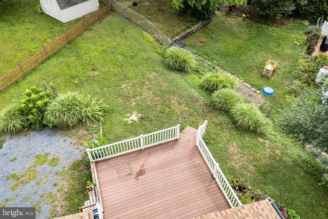 16 YANKEE DR, Mt Holly Springs, PA 17065