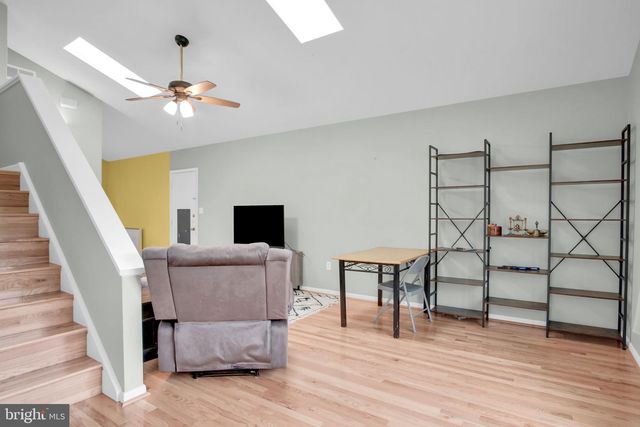 16 YANKEE DR, Mt Holly Springs, PA 17065