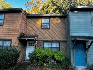 2811 Botany Place, Tallahassee, FL 32301