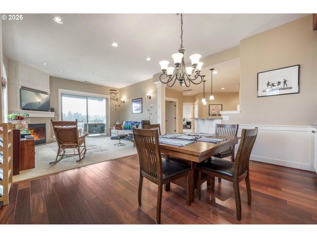 3640 Sw BAIRD St 3, Portland, OR 97219