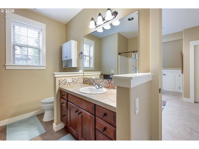 3640 Sw BAIRD St 3, Portland, OR 97219