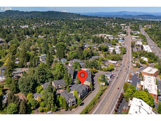 3640 Sw BAIRD St 3, Portland, OR 97219