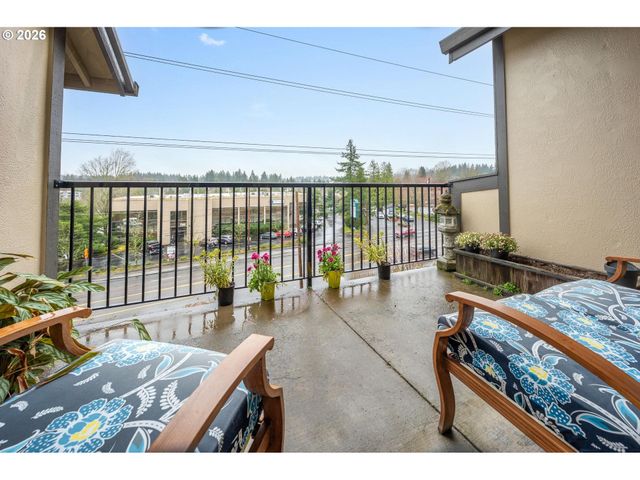 3640 Sw BAIRD St 3, Portland, OR 97219