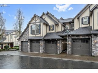 3640 Sw BAIRD St 3, Portland, OR 97219