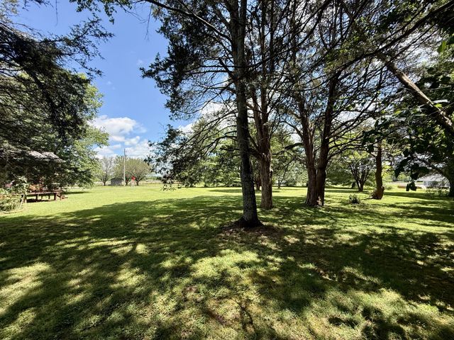 1280B McCrary Rd, Lebanon, TN 37087
