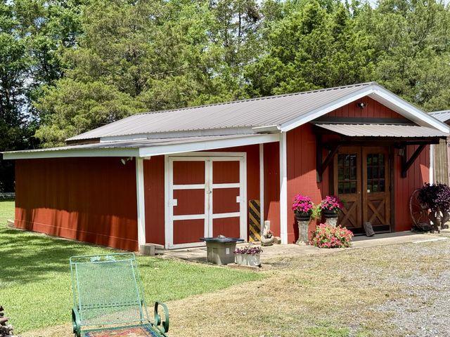 1280B McCrary Rd, Lebanon, TN 37087
