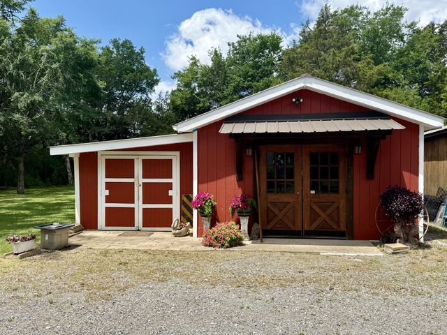 1280B McCrary Rd, Lebanon, TN 37087