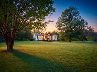 1280B McCrary Rd, Lebanon, TN 37087