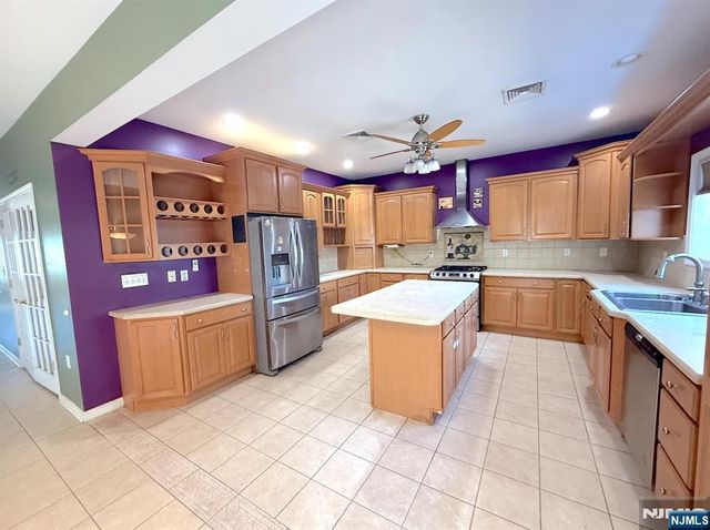 104 George Street, South River, NJ 08882