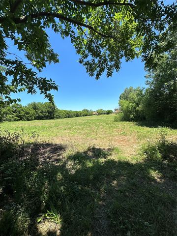 2351 S Country Club Road, Garland, TX 75041