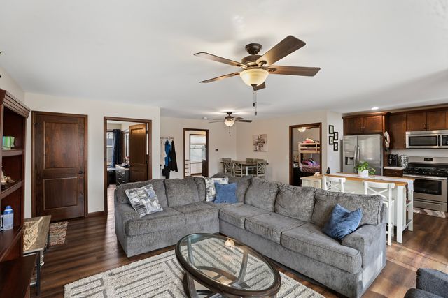 204 S Henry Street, Ashkum, IL 60911