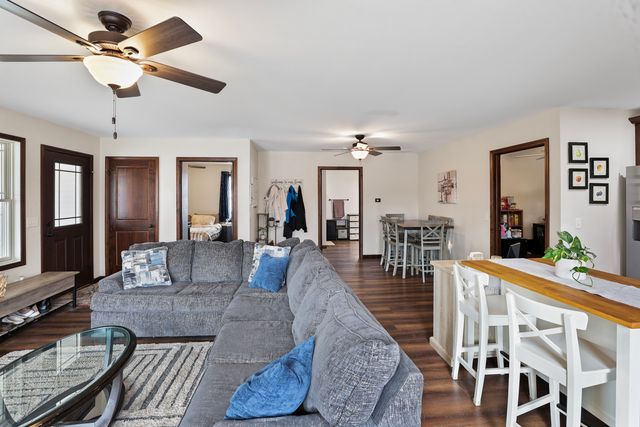 204 S Henry Street, Ashkum, IL 60911