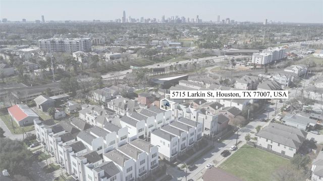 5715 Larkin Street D, Houston, TX 77007