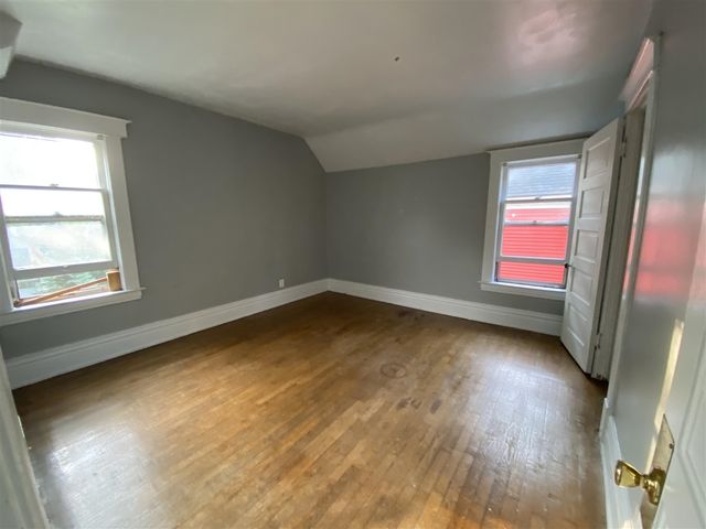 819 Oak Street, Kalamazoo, MI 49008