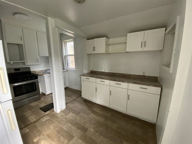 819 Oak Street, Kalamazoo, MI 49008