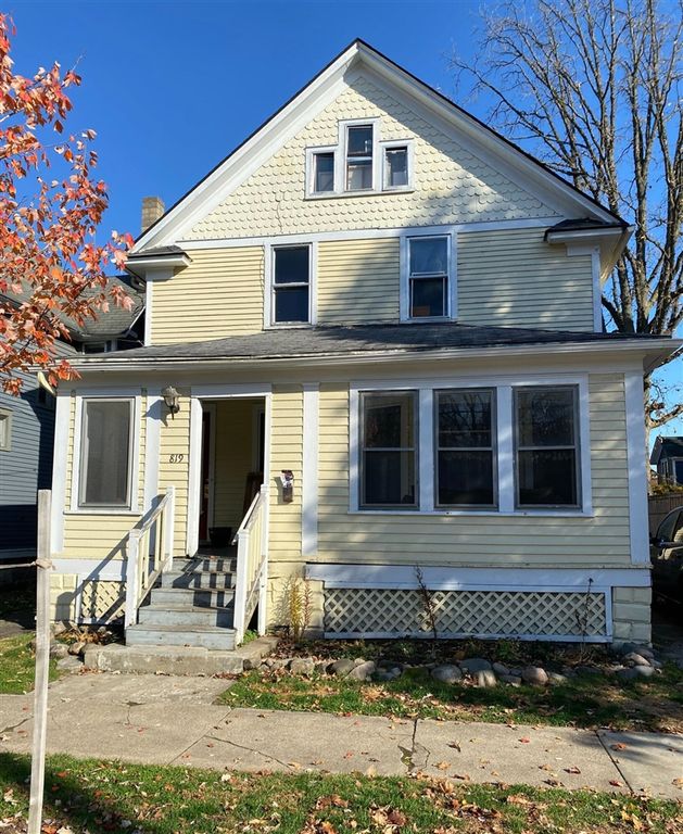 819 Oak Street, Kalamazoo, MI 49008