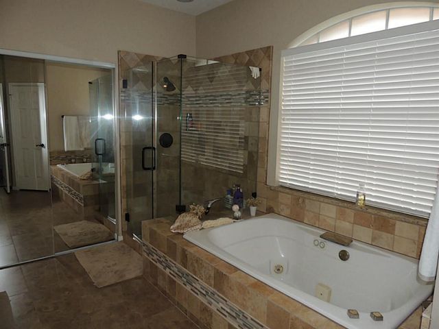 1307 Westwick Forest Lane, Houston, TX 77043