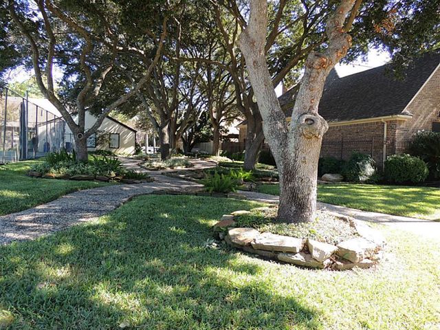1307 Westwick Forest Lane, Houston, TX 77043