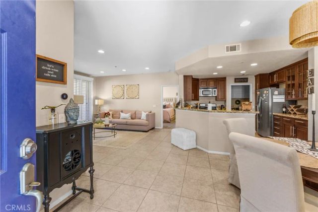 17859 Graystone 101, Chino Hills, CA 91709