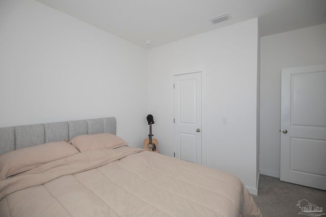 6046 Briarcliff Ln, Pace, FL 32571